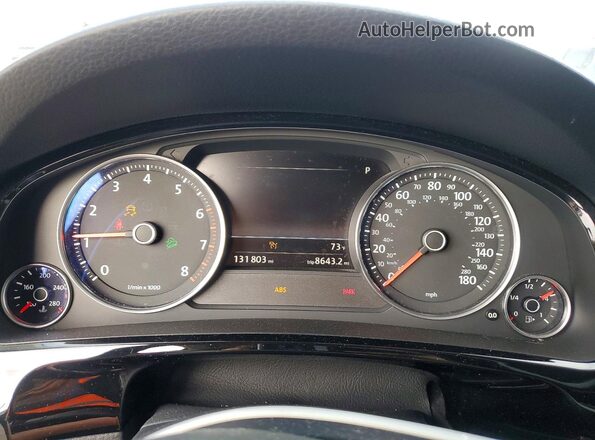 WVGEF9BP8GD010440 2016 VOLKSWAGEN TOUAREG Black Vista del cuadro de instrumentos