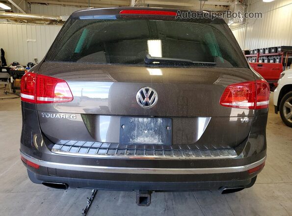 WVGGF7BP4HD002687 2017 VOLKSWAGEN TOUAREG Gray Հետևի տեսք