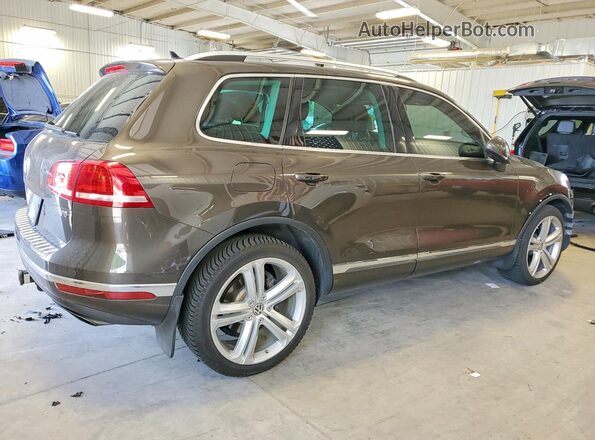 WVGGF7BP4HD002687 2017 VOLKSWAGEN TOUAREG Gray Հետևի աջ