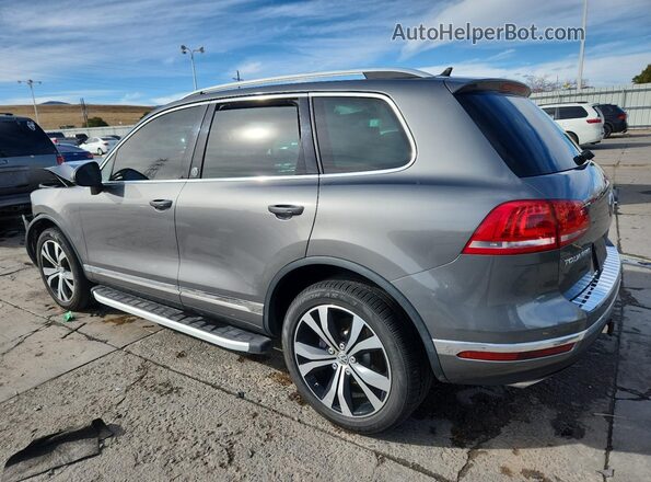 WVGRF7BP2HD001871 2017 VOLKSWAGEN TOUAREG Gray Rear left