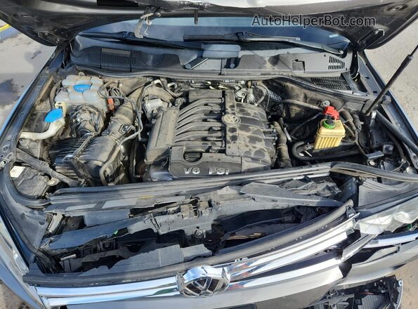 WVGRF7BP2HD001871 2017 VOLKSWAGEN TOUAREG Gray Engine compartment view