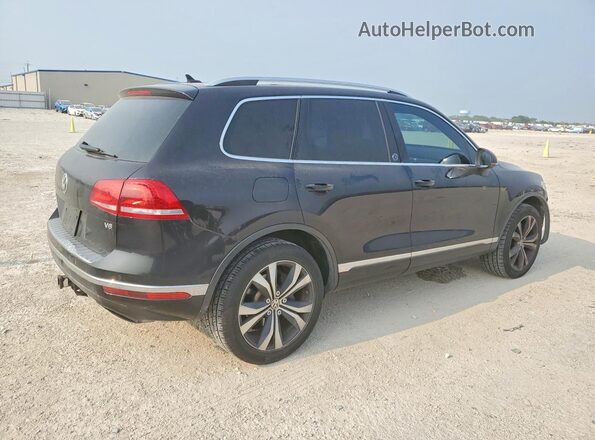 WVGRF7BP9HD001978 2017 VOLKSWAGEN TOUAREG Black Задня права чверть