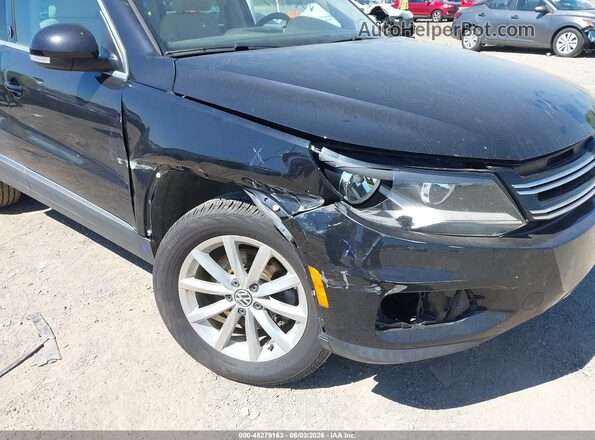 WVGRV7AX2HK019271 2017 VOLKSWAGEN TIGUAN Black 