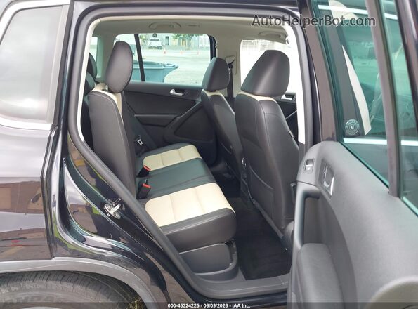 WVGRV7AX4HK003203 2017 VOLKSWAGEN TIGUAN Черный Вид наклейки с VIN-кодом