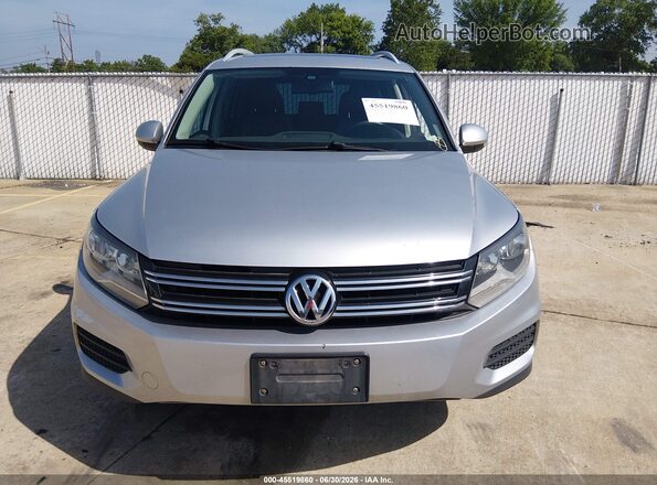 WVGRV7AX8HW500912 2017 VOLKSWAGEN TIGUAN Gray Դիմացի տեսք