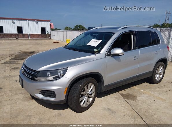 WVGRV7AX8HW500912 2017 VOLKSWAGEN TIGUAN Gray Առջևի ձախ երեք քառորդ տեսարան