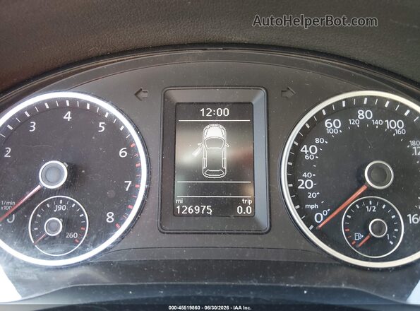 WVGRV7AX8HW500912 2017 VOLKSWAGEN TIGUAN Gray Հետևի նստատեղերի տեսք