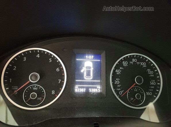 WVGRV7AX8HW508024 2017 VOLKSWAGEN TIGUAN Silver Սարքավորումների վահանակի տեսք