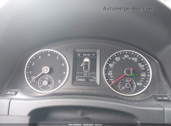 WVGSV7AX0HK031372 2017 VOLKSWAGEN TIGUAN White Հետևի նստատեղերի տեսք