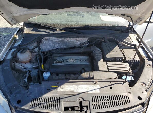 WVGSV7AX5HK014776 2017 VOLKSWAGEN TIGUAN White Շարժիչի բաժամունքի տեսք