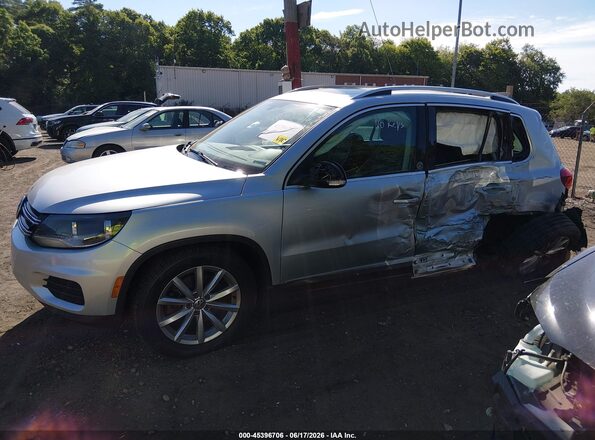 WVGSV7AX6HK003270 2017 VOLKSWAGEN TIGUAN Silver Панорамний вид салону 360°
