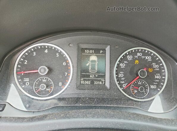 WVGSV7AX7HK005528 2017 VOLKSWAGEN TIGUAN White ხელსაწყოთა პანელის ხედი