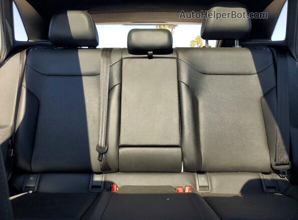 WVGTMPE20MP040088 2021 VOLKSWAGEN ID.4 Белый Вид задних сидений