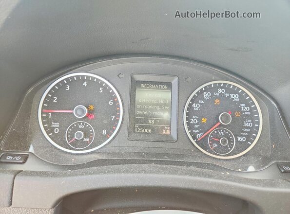 WVGTV7AX1HK018389 2017 VOLKSWAGEN TIGUAN Black Instrument cluster view