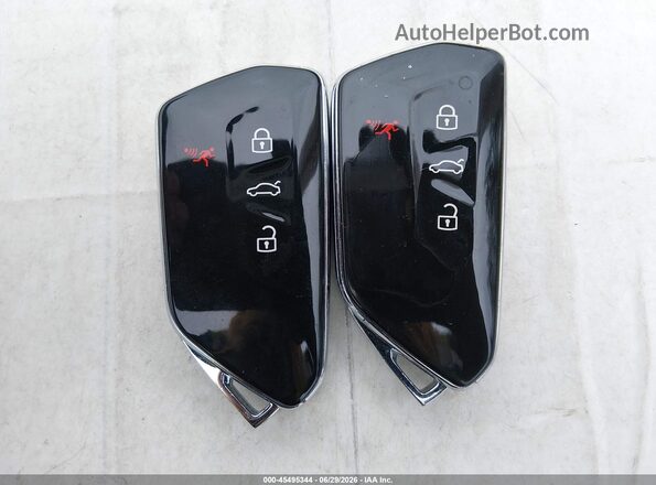WVGUNPE23MP060188 2021 VOLKSWAGEN ID.4 Silver Dashboard view