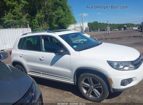 WVGUV7AX0HK015794 2017 VOLKSWAGEN TIGUAN White უკანა სალონის ხედი