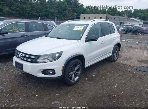 WVGUV7AX0HK031154 2017 VOLKSWAGEN TIGUAN Белый Передняя левая четверть