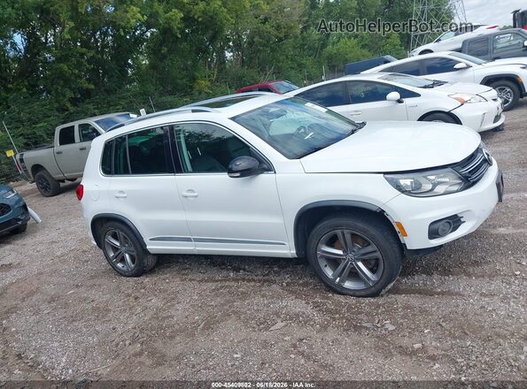 WVGUV7AX0HW505774 2017 VOLKSWAGEN TIGUAN White Vista interior trasera