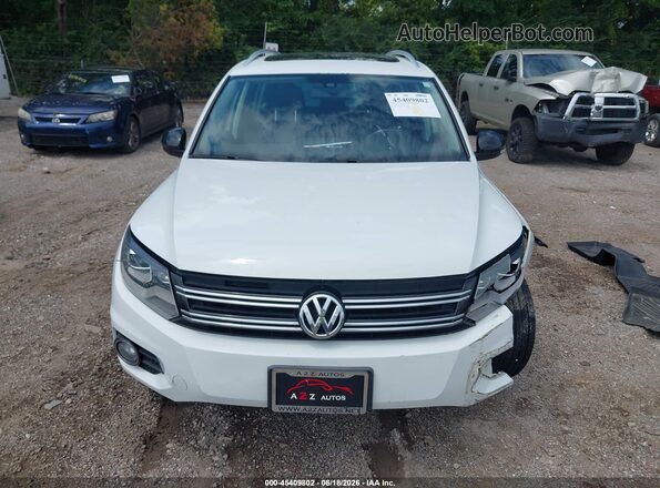 WVGUV7AX0HW505774 2017 VOLKSWAGEN TIGUAN White Vista del cuadro de instrumentos