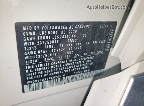 WVGUV7AX7HK022516 2017 VOLKSWAGEN TIGUAN White 360 interior view