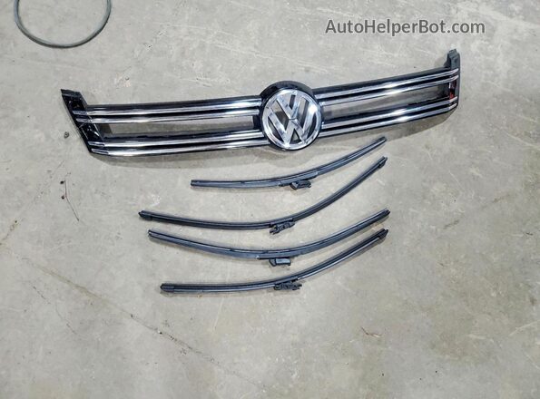 WVGUV7AX7HK022516 2017 VOLKSWAGEN TIGUAN White VIN sticker view
