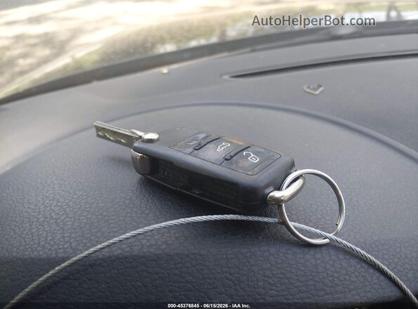WVGUV7AX9HK020248 2017 VOLKSWAGEN TIGUAN Black Widok deski rozdzielczej