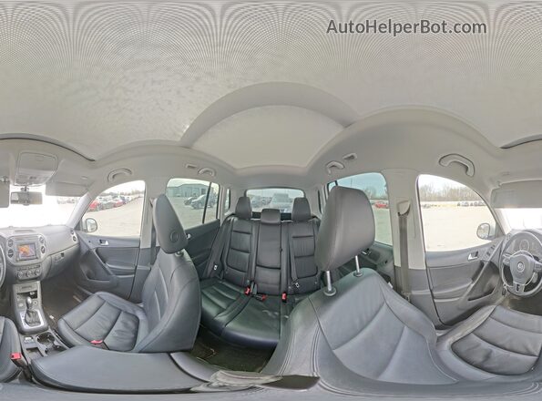 WVGVV7AX5HK019991 2017 VOLKSWAGEN TIGUAN White 