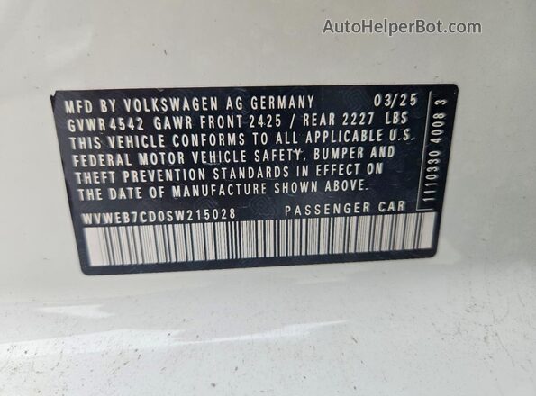 WVWEB7CD0SW215028 2025 VOLKSWAGEN GOLF White Vista del compartimento del motor
