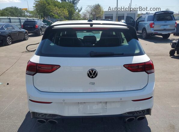 WVWEB7CD4RW128405 2024 VOLKSWAGEN GOLF White Widok z tyłu