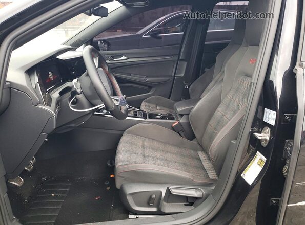 WVWHA7CD9RW123717 2024 VOLKSWAGEN GTI Черный Вид салона спереди