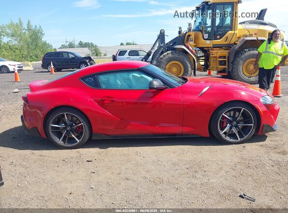 WZ1DB0C01NW046451 2022 TOYOTA GR SUPRA Red Widok wnętrza z tyłu