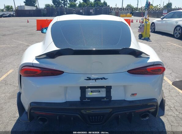 WZ1DB0C02NW052064 2022 TOYOTA GR SUPRA White 