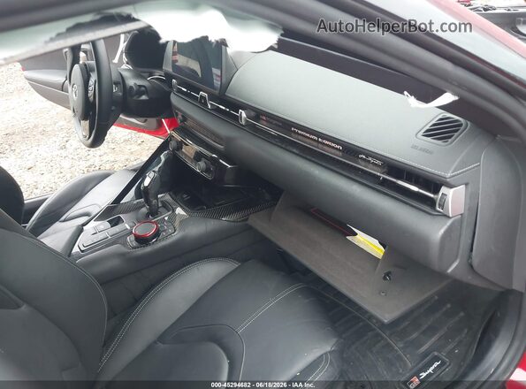 WZ1DB0C04MW034924 2021 TOYOTA GR SUPRA Red Widok wnętrza z przodu