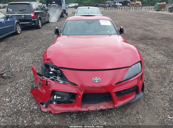 WZ1DB0C04MW034924 2021 TOYOTA GR SUPRA Red Widok zestawu wskaźników