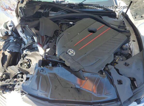 WZ1DB0G01TW072748 2026 TOYOTA GR White Vista interior trasera