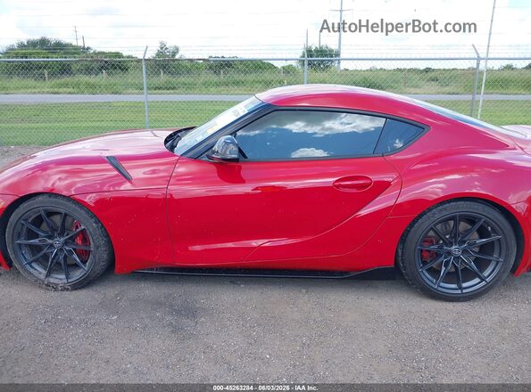 WZ1DB0G09TW071959 2026 TOYOTA GR SUPRA Red სალონის 360-გრადუსიანი ხედი