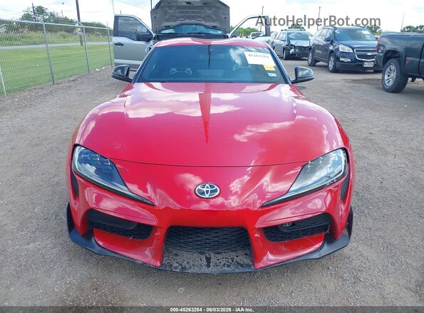 WZ1DB0G09TW071959 2026 TOYOTA GR SUPRA Red ხელსაწყოთა პანელის ხედი