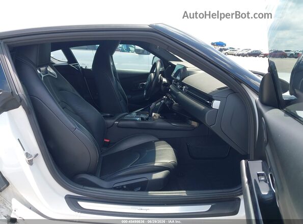 WZ1DB4C02LW025595 2020 TOYOTA GR SUPRA White Widok wnętrza z przodu