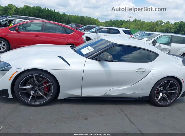 WZ1DB4C02LW025595 2020 TOYOTA GR SUPRA White Widok wnętrza 360 stopni