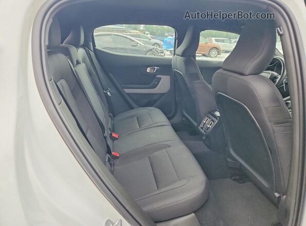 YSMED3KA3PL150229 2023 POLESTAR 2 White Հետևի նստատեղերի տեսք
