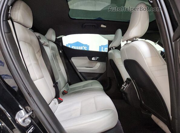 YSMED3KA8PL114200 2023 POLESTAR 2 Черный Вид задних сидений