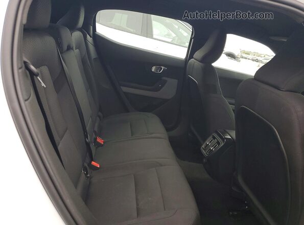 YSMEG3KA2PL150634 2023 POLESTAR 2 White Rear seats view
