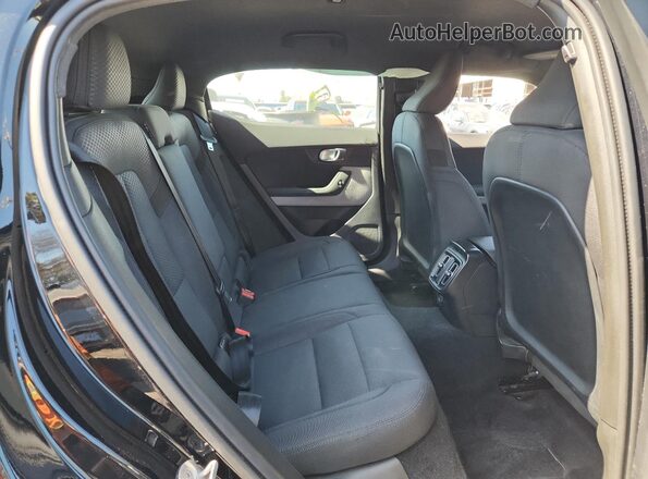YSMEG3KA3PL160072 2023 POLESTAR 2 Black 