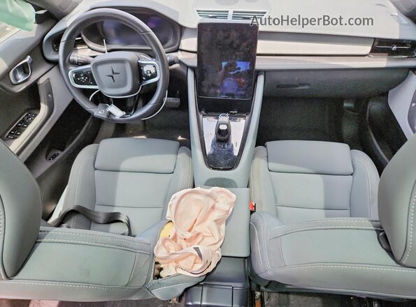 YSMEG3KA5PL149588 2023 POLESTAR 2 Серебряный Вид панели приборов