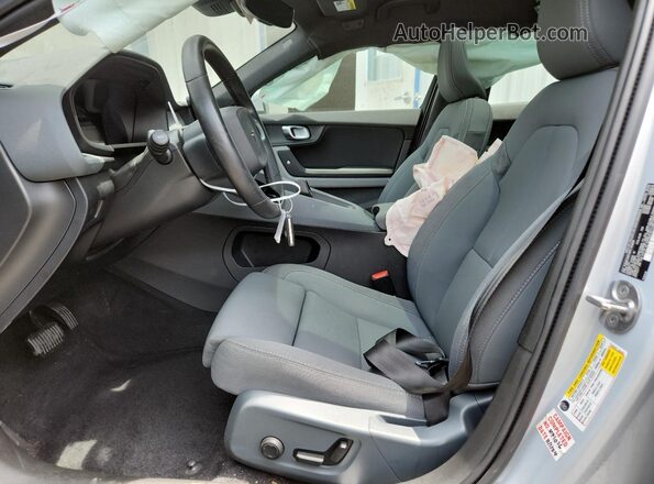 YSMEG3KA5PL149588 2023 POLESTAR 2 Серебряный 