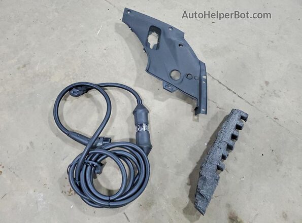 YSMFD3KA6RL225545 2024 POLESTAR 2 Blue Вид підкапотного простору