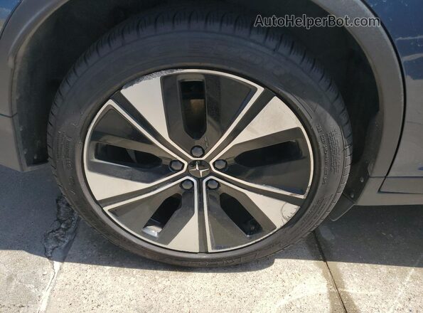 YSMFE3KA7RL213966 2024 POLESTAR 2 Синий Панорамный вид салона 360°