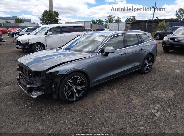YV1102EL5L2397050 2020 VOLVO V60 Серый Передняя левая четверть