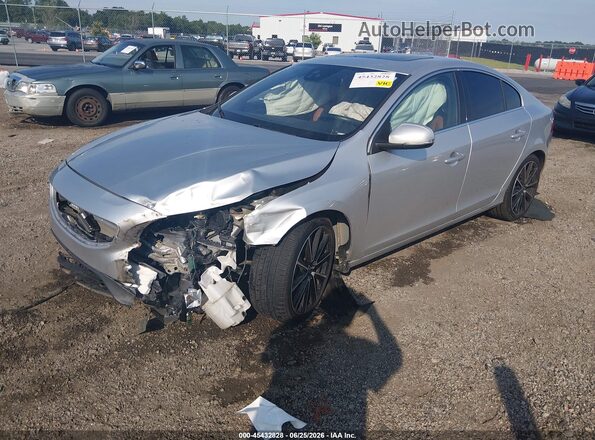 YV126MFK8G2408780 2016 VOLVO S60 White Առջևի ձախ երեք քառորդ տեսարան