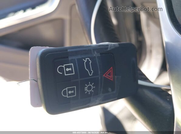 YV126MFKXG2404245 2016 VOLVO S60 Gray Առջևի վահանակի տեսք
